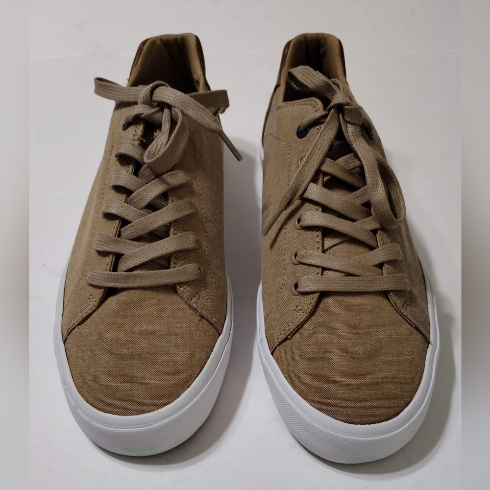 Tommy Hilfiger Pawleys Brown Size 10 With Box